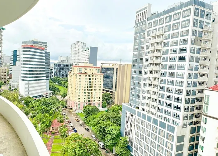High View 1room In Near Ayala Mall With Rooftop Pool, Fast Wifi And Netflix Apartment
